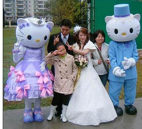销售米老鼠卡通服装，道具卡通服饰，福建上海婚庆KT猫卡通服装