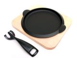 【SALE20%OFF】岩铸工房 南部鉄器 烤牛肉皿Y丸（小） IH电磁炉对应 木台·ハンドル付 22016