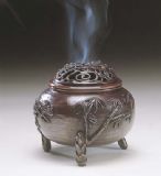 日本高冈铜器 香炉 玉型（三友文） 高级桐木盒装[香炉 玉型（三友文）]