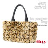 ★09AW New!!★titty&co.冬季新款豹纹绒球包包[★09AW New!!★ファーポンポンバッグtitty&co.（ティティーア